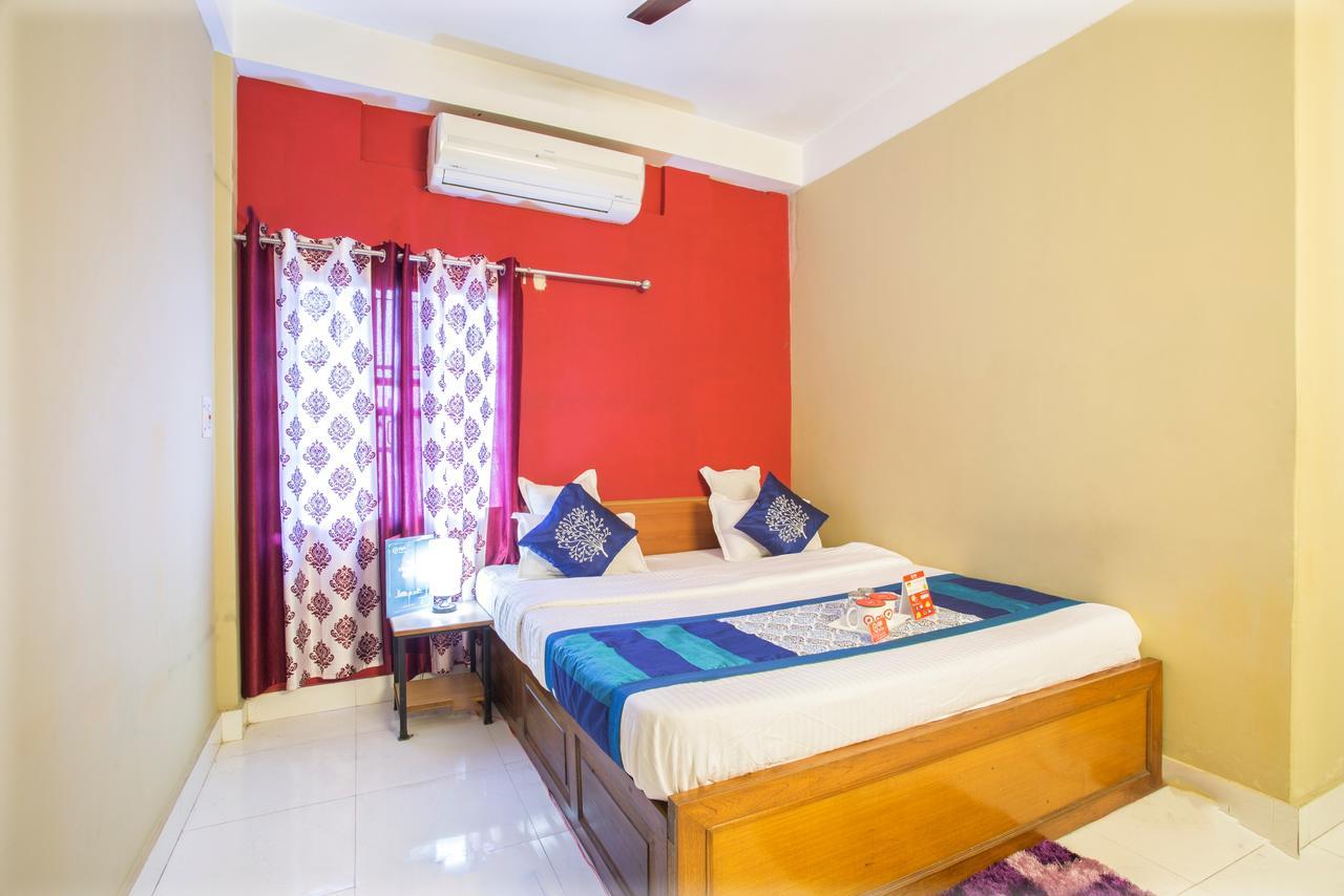 Breeze Hotel Sziliguri Kültér fotó